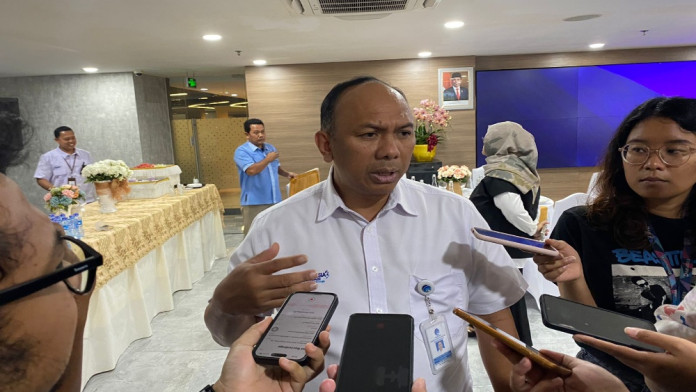 Respons Komdigi soal Starlink Hentikan Pendaftaran Pelanggan Baru di Indonesia