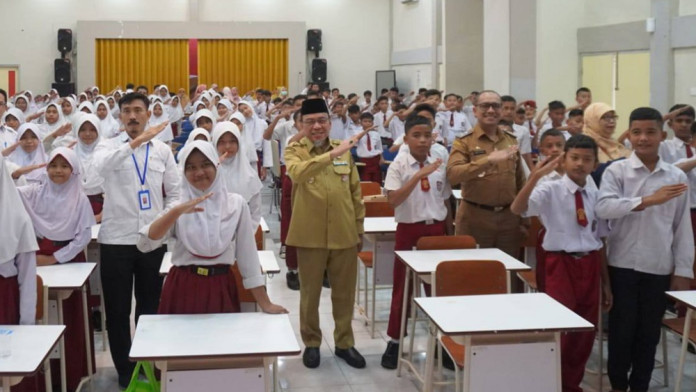 Potret Semangat para Siswa Sekolah Rakyat di Padang Jalani MPLS
