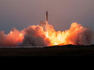 SpaceX Bantu Israel Luncurkan Satelit Geostasioner Khusus Komunikasi Dror-1