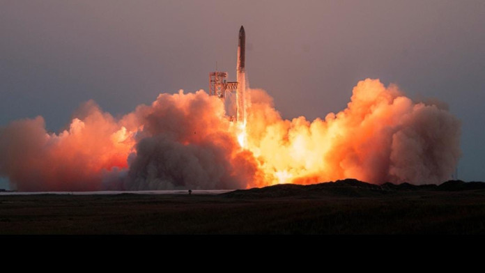 SpaceX Bantu Israel Luncurkan Satelit Geostasioner Khusus Komunikasi Dror-1