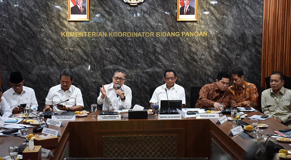 Zulkifli Hasan Pimpin Rapat Tingkat Menteri Yang Membahas Peluncuran Koperasi Merah Putih