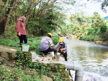 DLH Jabar Selidiki Dugaan Pencemaran Sungai Cilemahabang Bekasi