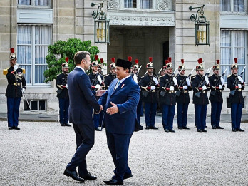 Prabowo Ungkap Isi Pertemuan Makan Malam Privat dengan Macron di Istana Elysee