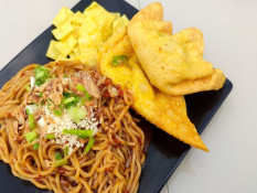 Resep Mie Jebew yang Lagi Viral
