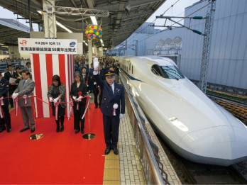 Opsi Kereta Cepat Jakarta-Surabaya: Maglev Shanghai atau Shinkansen?