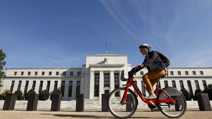 Menkeu AS Minta Powell Mundur dari Dewan Gubernur The Fed