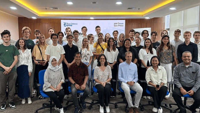 Mahasiswa Belgia Kunjungi Bisnis Indonesia, Pelajari Jurnalisme Ekonomi