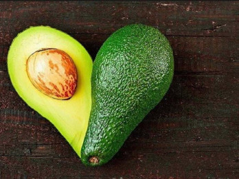 Ini 4 Buah yang Bisa Bantu Turunkan Kolesterol Tinggi