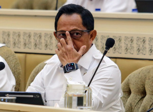 Mendagri Tito Karnavian Bersama DPR Bahas Cara Pembinaan dan Pengawasan BUMD