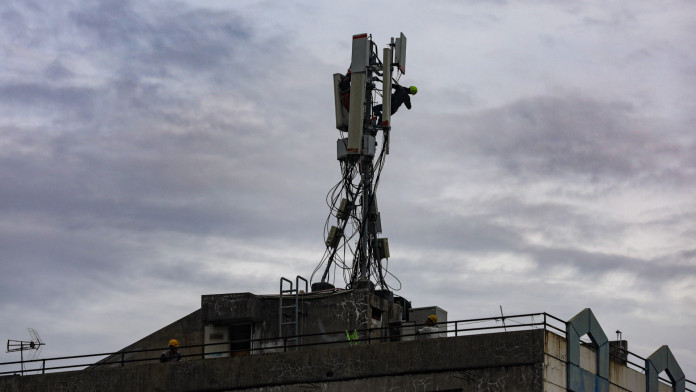WIFI Stock Gains on Bold Expansion Moves