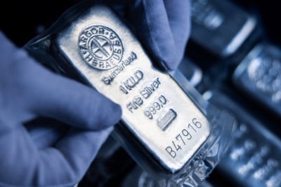 Ramalan Harga Perak Tembus Level Psikologis US$40