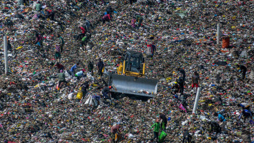 Pemprov Jabar Operasikan Zona 5 TPA Sariukti Dengan Sistem Sanitary Landfill