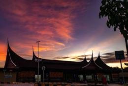 HKI Tuntaskan Pembangunan Rest Area Tol Padang-Sicincin Bernuansa Minangkabau
