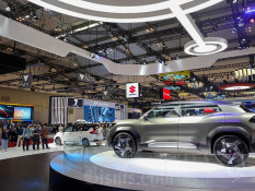 Toyota (TMMIN) Ramal Penjualan Mobil Turun 15% di 2025, GIIAS Jadi Harapan