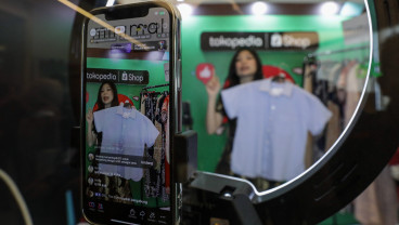 Taktik Tokopedia - Lazada Ubah Beban Biaya Pedagang di Platform