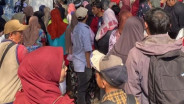 Warga Masih Menyemut di Lapangan Otista Garut Usai Tragedi Pesta Pernikahan Anak Gubernur