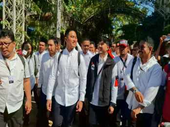 Kaesang Pangarep Pilih Jalan Kaki ke Lokasi Kongres PSI