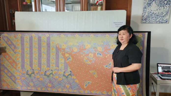 Kisah Widianti Widjaja Mempertahankan Nama Batik Tertua Oey Soe Tjoen