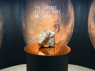 Batu Meteor Mars Laku Dilelang Rp70 Miliar!