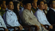 Momen Prabowo Duduk Diapit Gibran-Kaesang saat Penutupan Kongres PSI