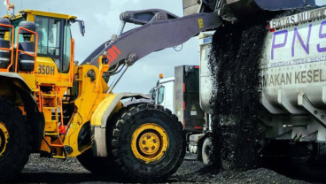 PT Nusatama Berkah Tbk. Meluncurkan Uji Coba Truk EV Pertama Bersama Aserra Group di Site Muara Enim