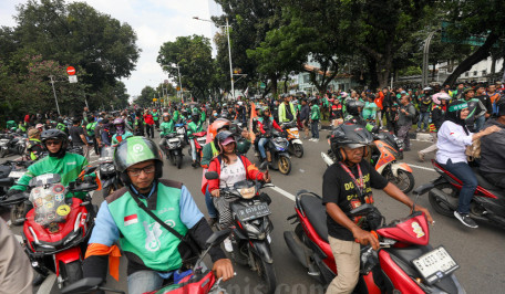Demo Ojol, Serikat Pekerja Tuntut Potongan Komisi Aplikator Maksimal 10%