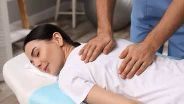 Pijat Kretek Makin Menjamur, Boleh atau Tidak?
