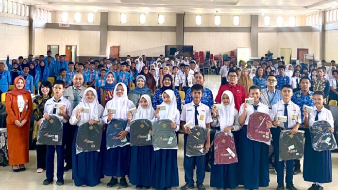 Ini Alasan OJK Sumut Dorong Pelajar di Labura Gemar Menabung Sejak Dini