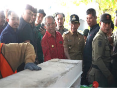 Wayan Koster Ungkap Proses Pembongkaran Vila Ilegal di Pantai Bingin yang Pakai Lahan Pemda