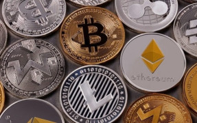 Altcoin Balap Bitcoin, Gelombang Minat Baru di Pasar Kripto?