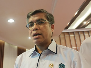 Prabowo Klaim Angka Pengangguran & Kemiskinan Turun, Menaker Buka Suara