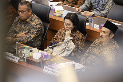 Raker Banggar DPR Dengan Pemerintah dan BI