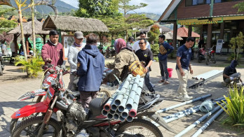 Pelaku Pariwisata Lingkar Rinjani Kumpulkan Dana untuk Perbaikan Jalur Pendakian