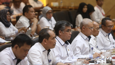 Raker Komisi IX DPR Dengan Menaker