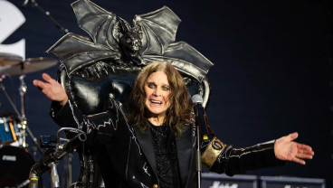 Ozzy Osborne Vokalis Black Sabbath Meninggal Dunia