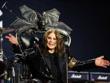 Ozzy Osborne Vokalis Black Sabbath Meninggal Dunia