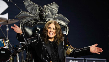 Mendiang Vokalis Black Sabbath Ozzy Osbourne Tinggalkan Harta Fantastis
