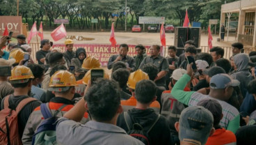 10 Hari Blokade Smelter, Buruh Huadi Nickel Tuntut Kejelasan Nasib Pekerja & Upah
