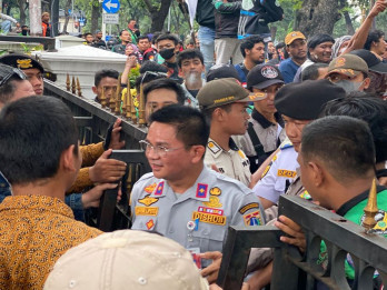 Dishub Bocorkan Wacana Pesan Parkir Pinggir Jalan via HP