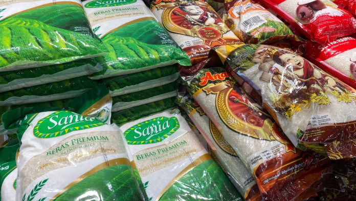 Heboh Kasus Oplosan, Aprindo: Stok Beras Premium Aman di Ritel