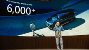 Denza Debut di GIIAS 2025, Perkuat Komitmen di Segmen EV Premium