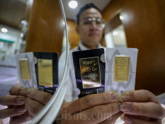 Harga Emas Galeri24 dan UBS di Pegadaian Hari Ini Anjlok, Termurah Rp1.010.000