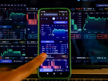 IHSG Tergelincir ke Zona Merah, Saham PANI, BBRI, BMRI Merosot