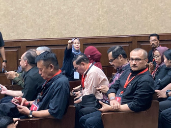 Jelang Pembacaan Vonis, Simpatisan Hasto Padati PN Jakpus
