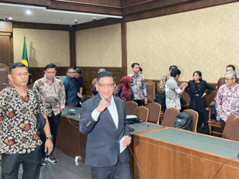 Hasto Disambut Ganjar, Basarah, hingga Djarot Usai Divonis 3,5 Tahun Penjara