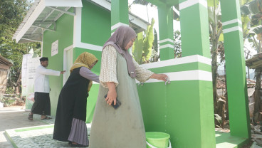 Sarana Air Bersih, Sanitasi Serta Edukasi Literasi Keuangan Untuk Masyarakat