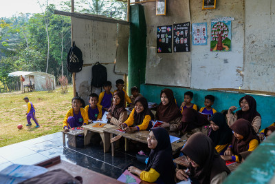 Sekolah Rusak di Pelosok Lebak