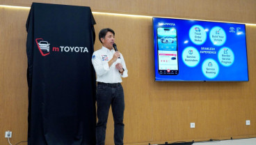 Aplikasi New mTOYOTA, Hybrid Health Check, dan New T-OPT Dikenalkan di GIIAS 2025