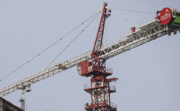 Adhi Karya’s Profit Shrinks, Debt Still Overwhelming
