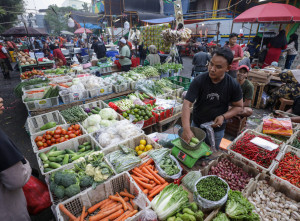 Pemerintah Dorong Konsumsi Rumah Tangga